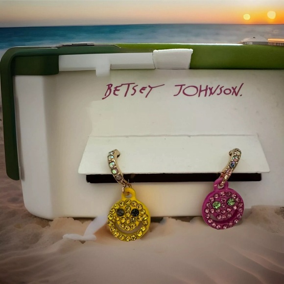 Betsey Johnson Smiley Face Earrings - Picture 3 of 4
